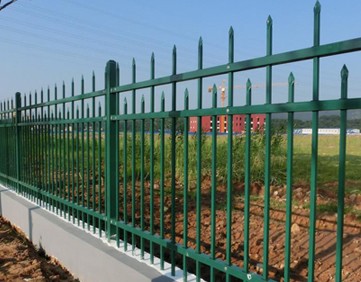 新疆围墙栅栏使用案例